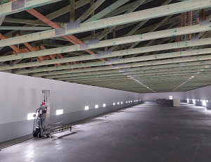 Podhled novostavby haly pro chov drůbeže